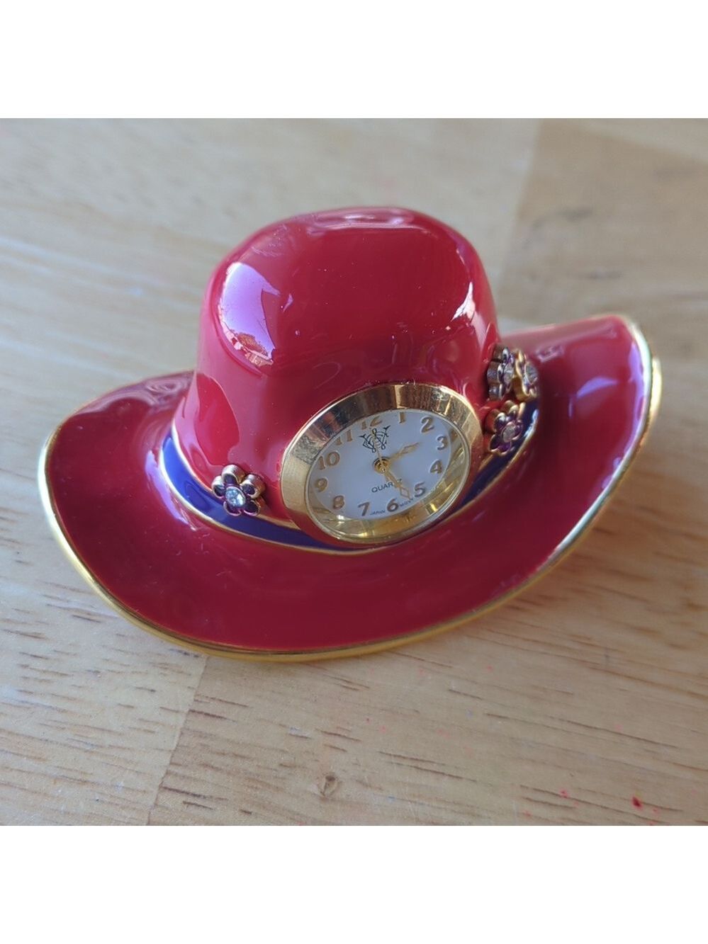 Red Hat Society Red Hat Novelty Clock